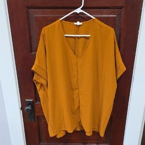 Women's Mustard Top